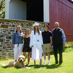 Meet your Posher, Lisa